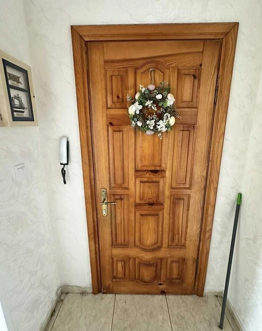 3 room apartment on вул. Sимоненка