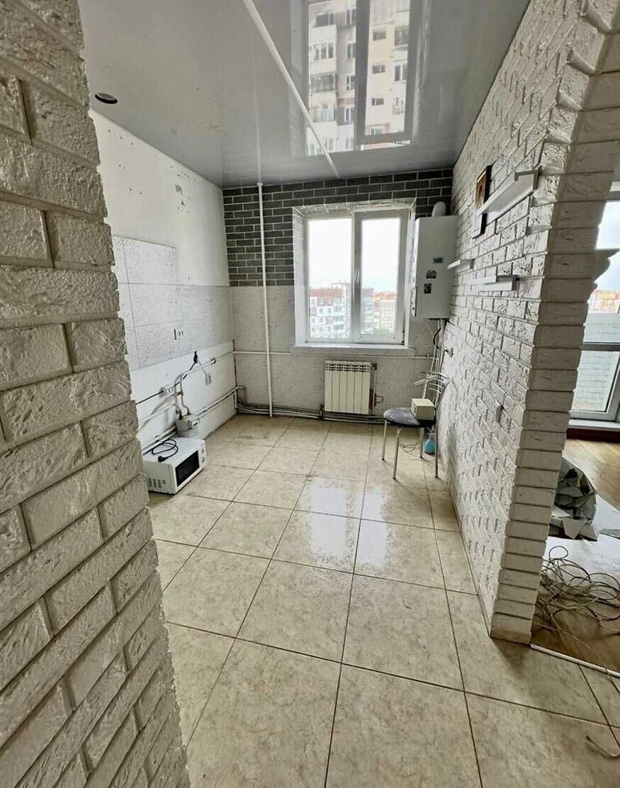 3 room apartment on вул. Sимоненка