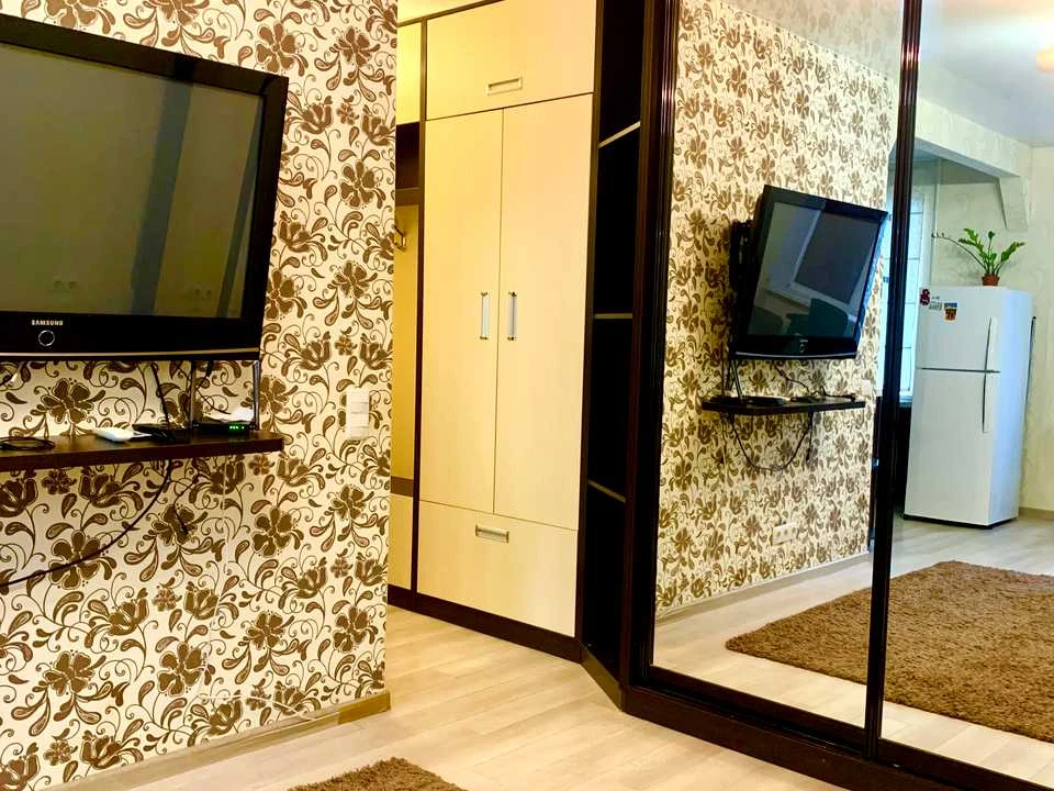 Apartment. Degtyarivska st., Kyiv