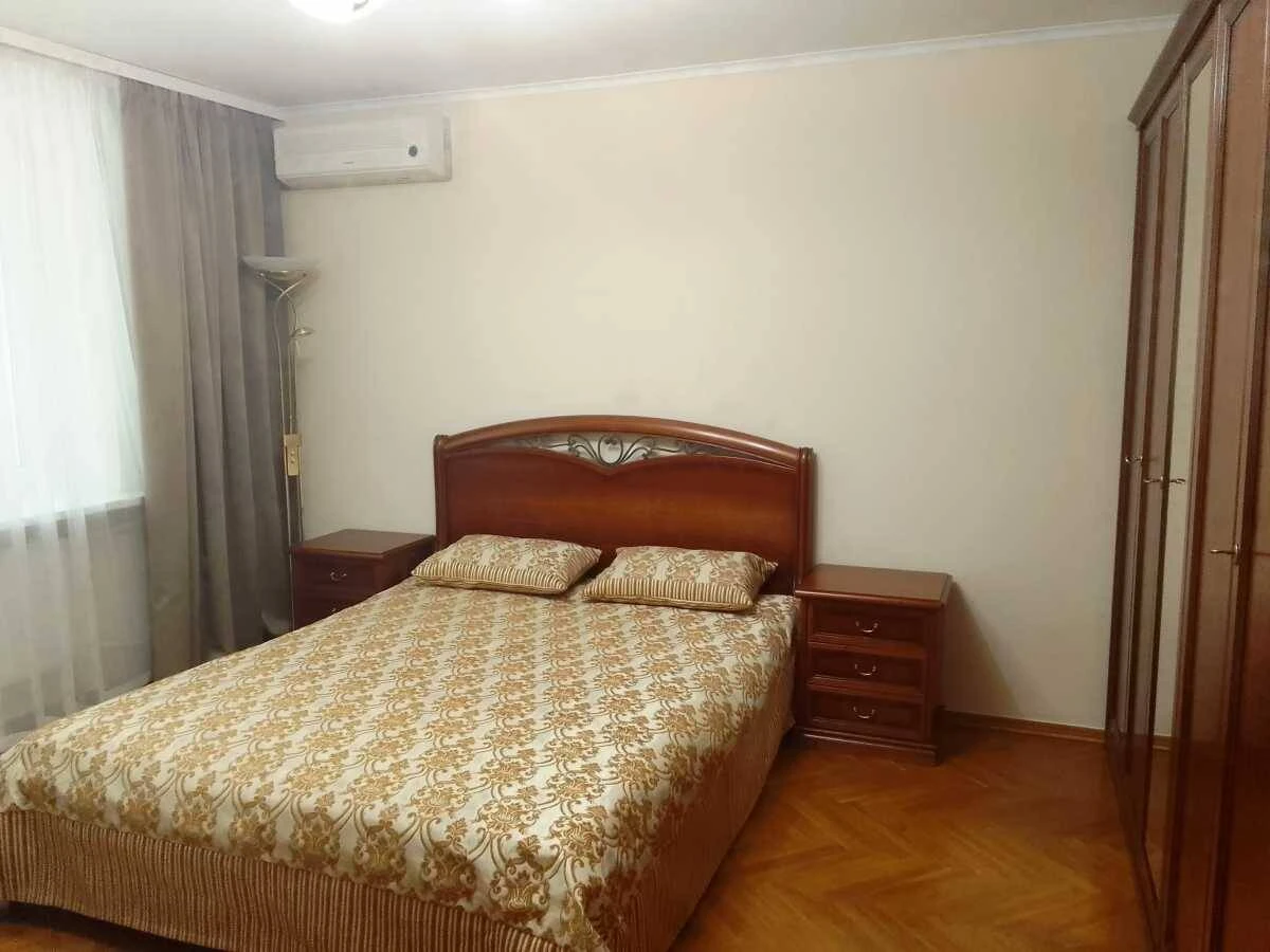For Rent Long-Term, 4-Bedroom Apartment, Kyiv, Шевchenkovsky, Turgenivs