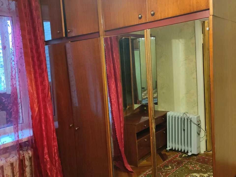 Квартира. Київ, вулиця Симиренка