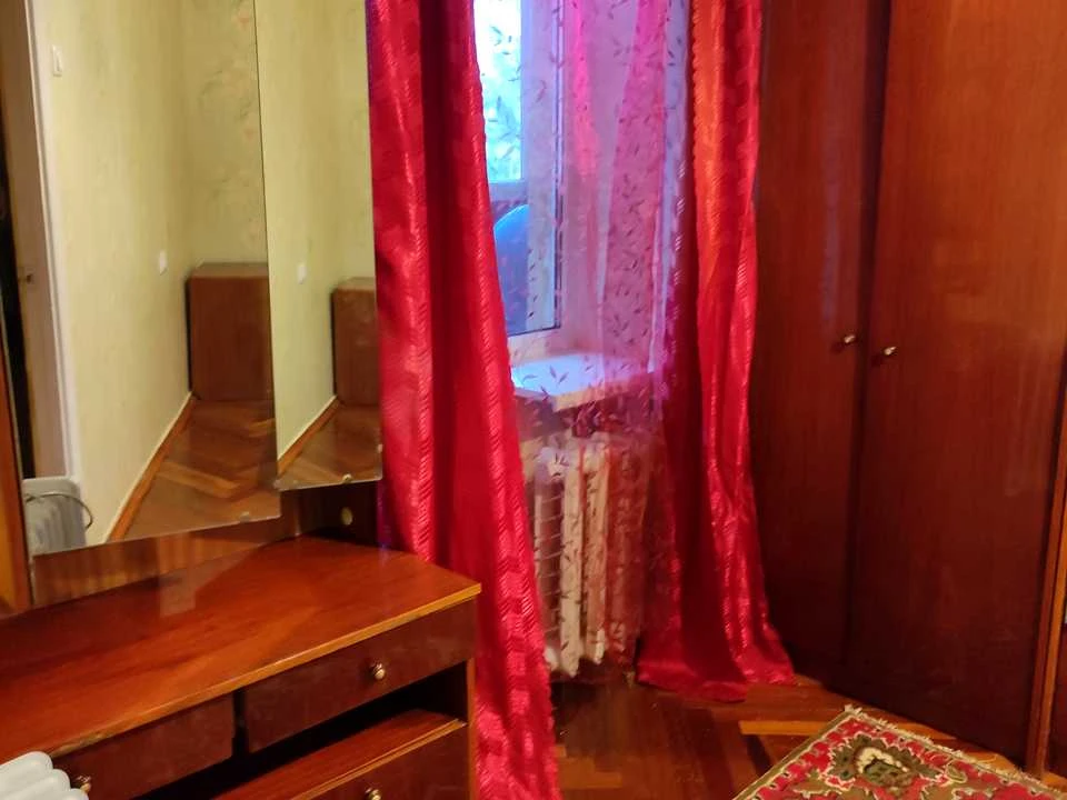 Квартира. Київ, вулиця Симиренка