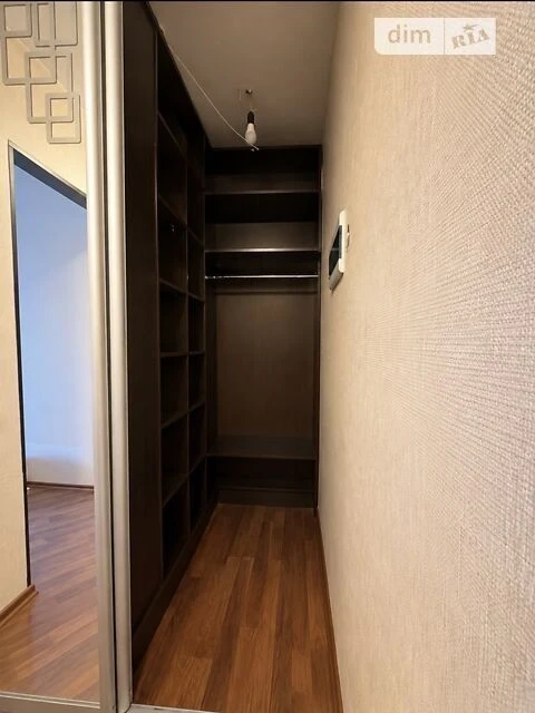 Sale of 1-room apartment 33.1 sq. m. on Oleksandra Arkhipenka 5 st.