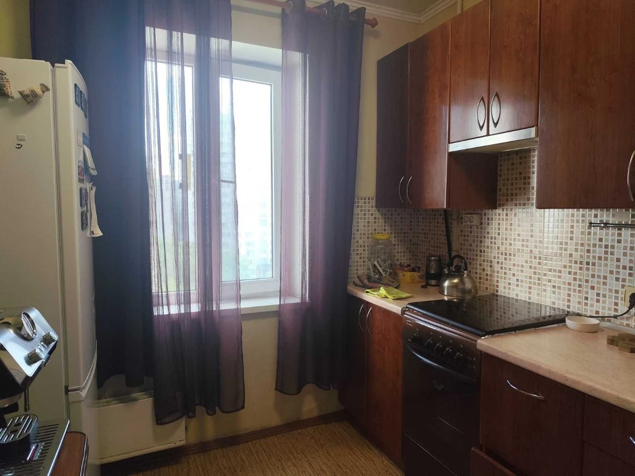 Sale of Apartment on M. Bazhan Street