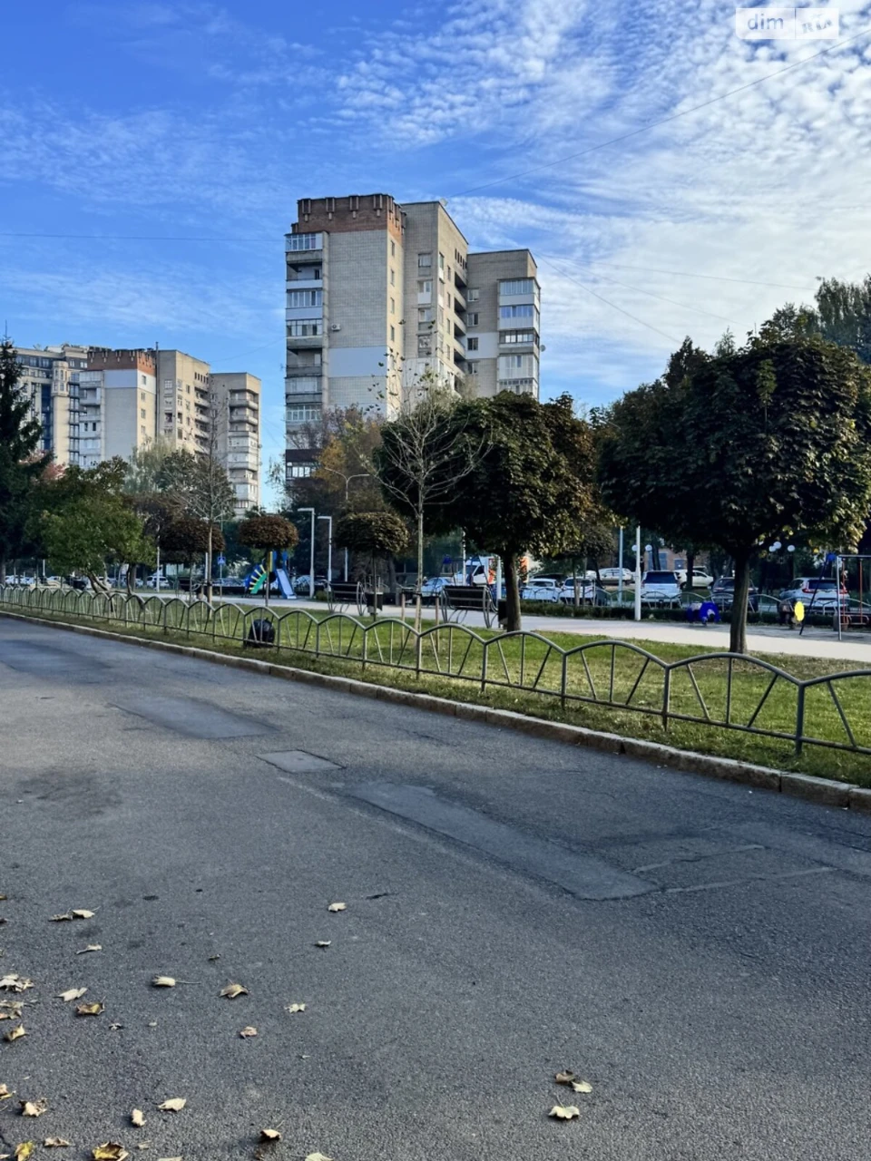 Apartment for Sale: Apartment on Kosmonavtiv Avenue