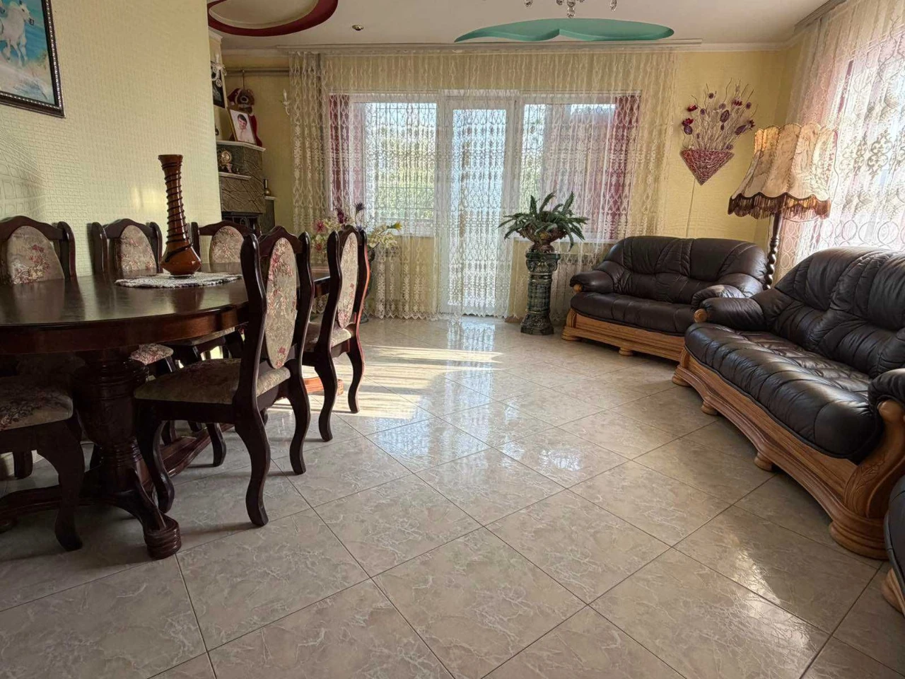 Sale of a spacious house