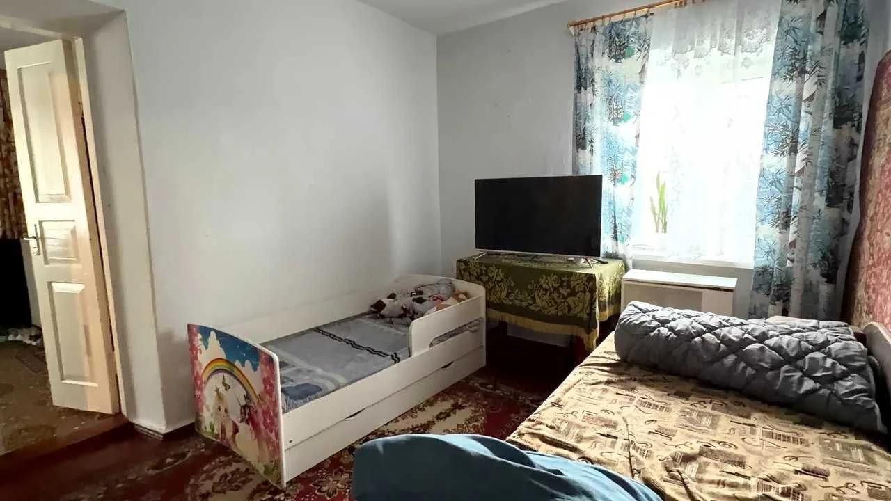 Sale of a spacious house