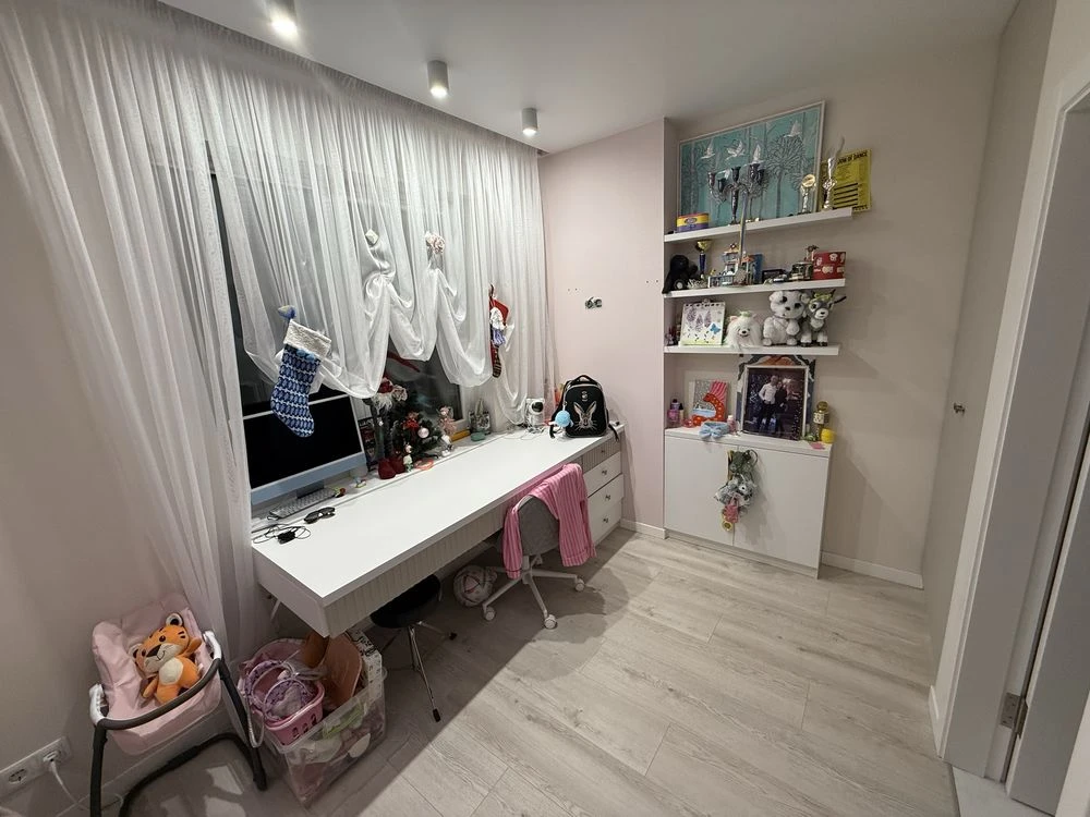 Продам квартиру 115 м2