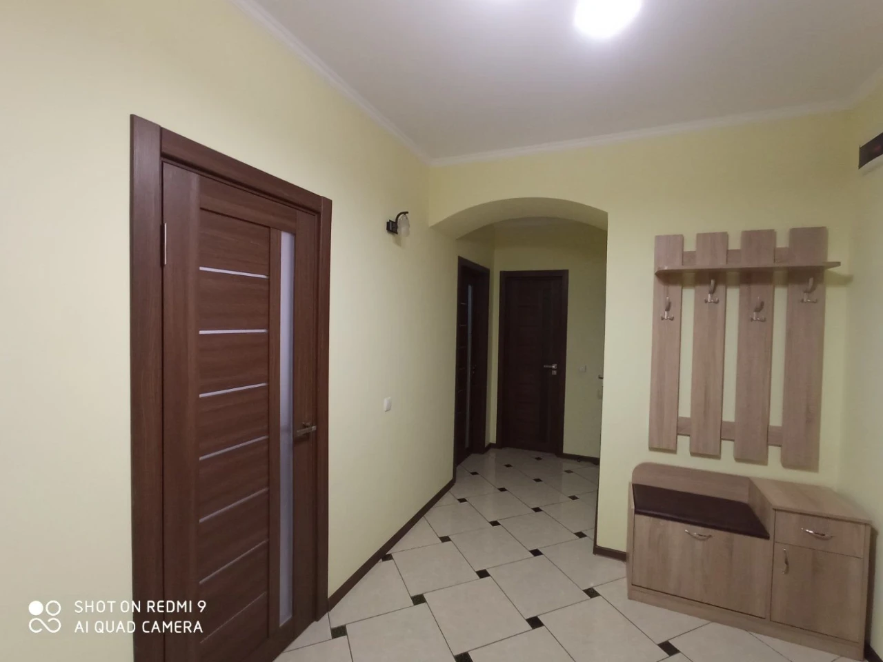 С ремонтом, 2 комнаты, срочная продажа в Сихове