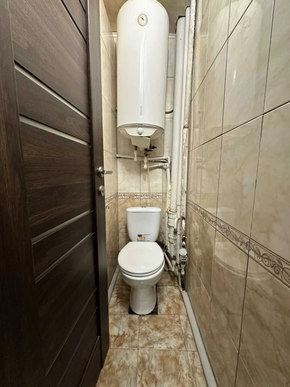 Продаю 2-кімнатну квартиру з КАПІТАЛЬНИМ РЕМОНТОМ, Тополь-3.