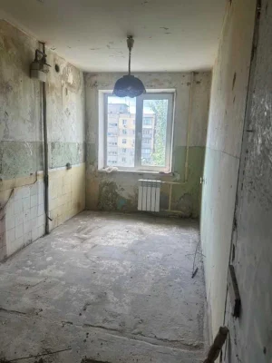 Продаю 2-кімнатну квартиру "Победа-4".