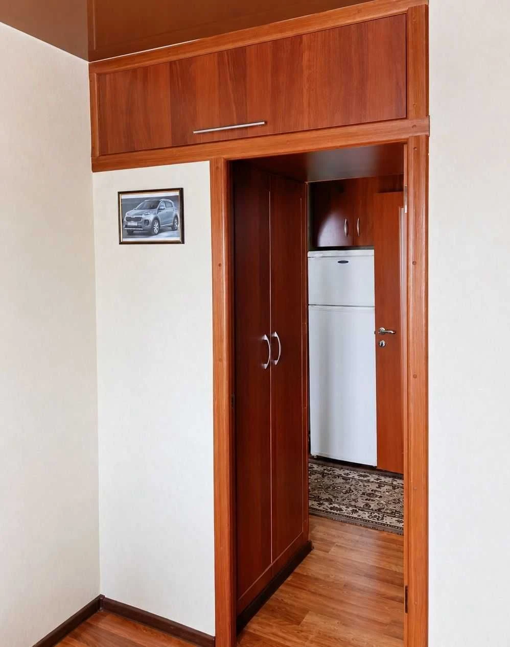 Продам 2-ком. с РЕМОНТОМ, Тополь-3.