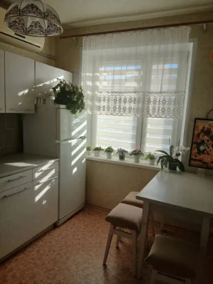 Продам 2х ком. квартиру на Бородинском, ул. Товарищеская (ос