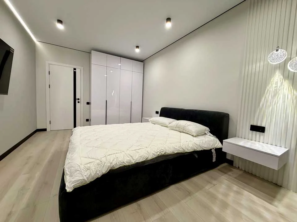 Apartment. Alexander Dovzhenko Street, Ivano-Frankivsk