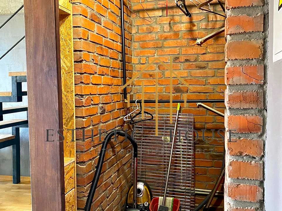 Квартира. Київ, Регенераторна вулиця