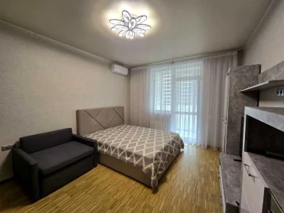 Квартира. Киев, Метрологическая улица