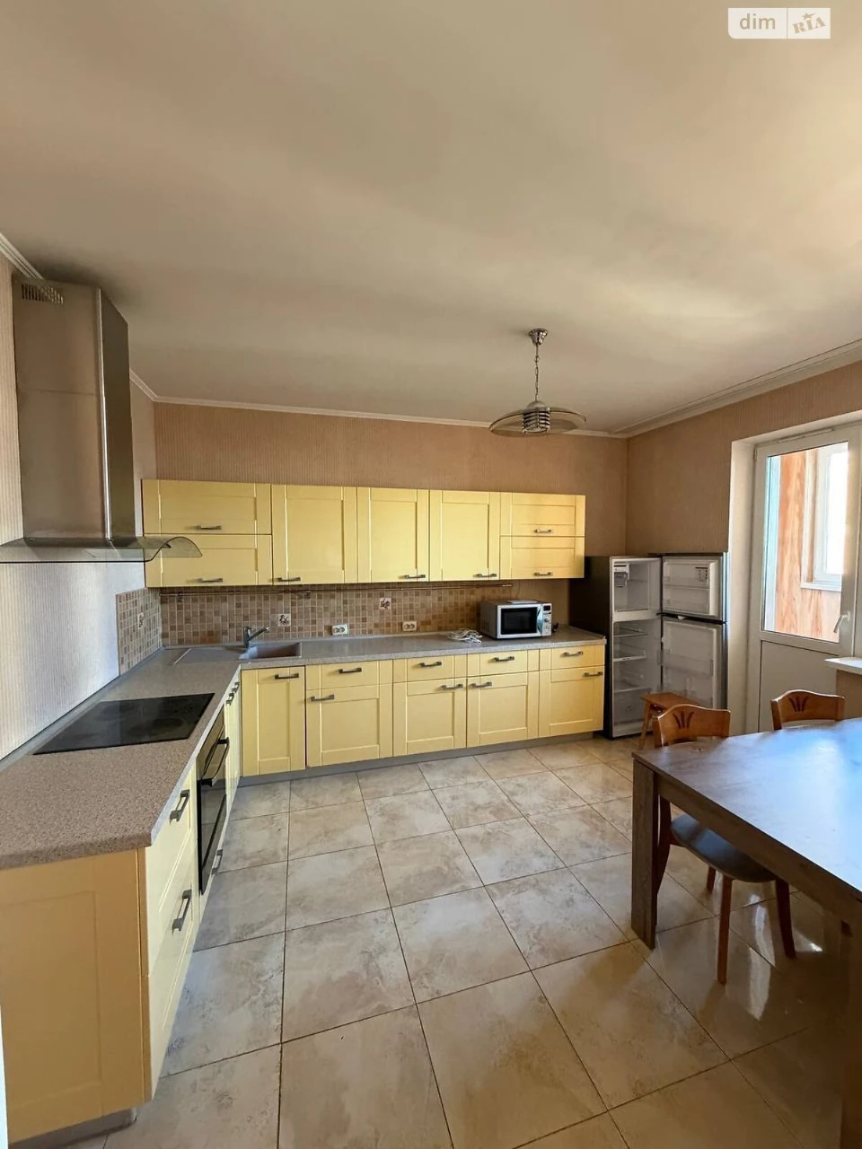 Long-term Rental One-Bedroom Apartment, Pozniaky