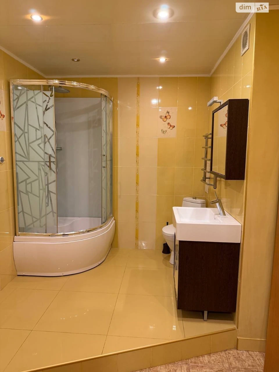 Long-term Rental One-Bedroom Apartment, Pozniaky