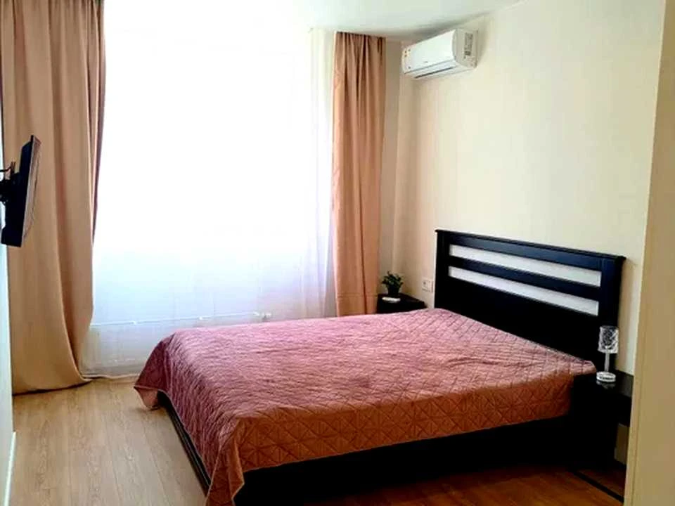 Apartment. Vsevoloda Zmiienka st.