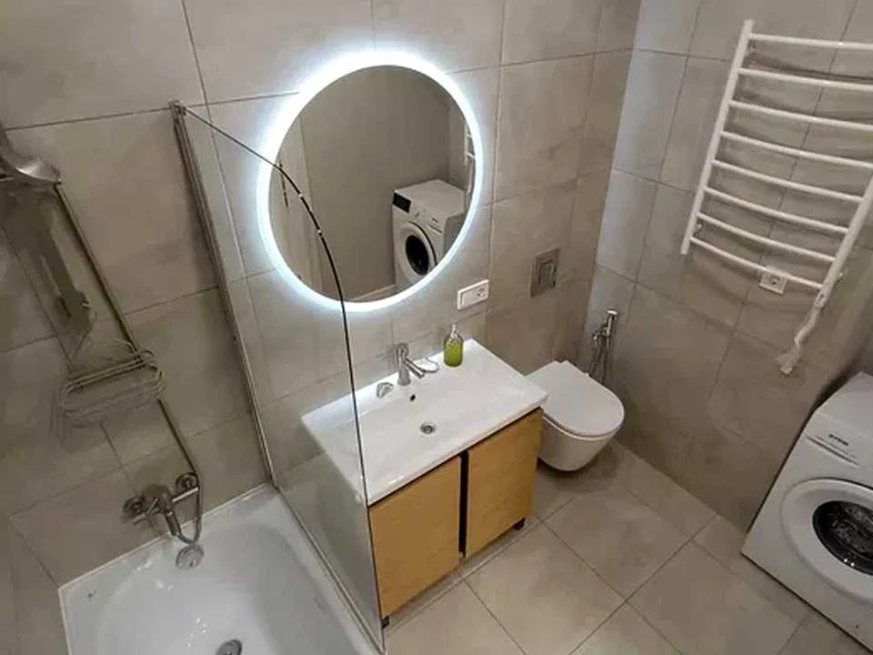 Apartment. Vsevoloda Zmiienka st.