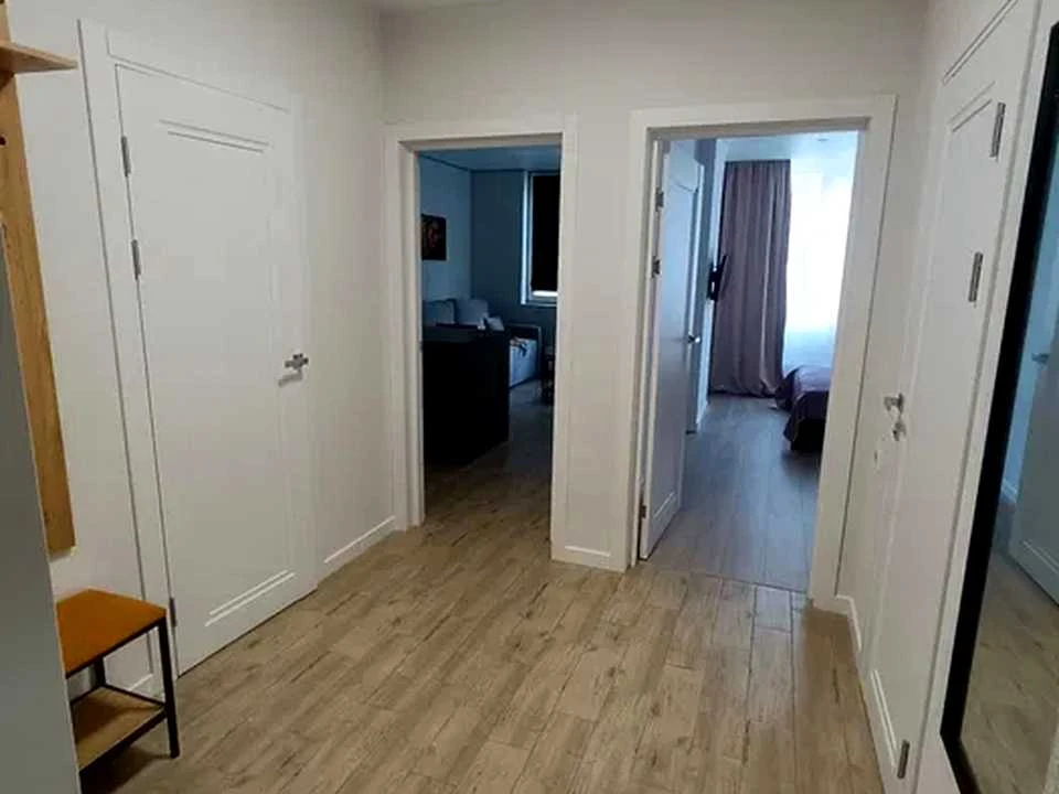 Apartment. Vsevoloda Zmiienka st.