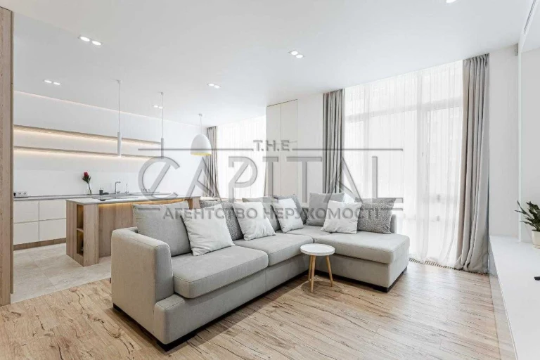 LOW FLOOR / Sale of a 2-room apartment in the "Bulvar Fontaniv" residential complex / N