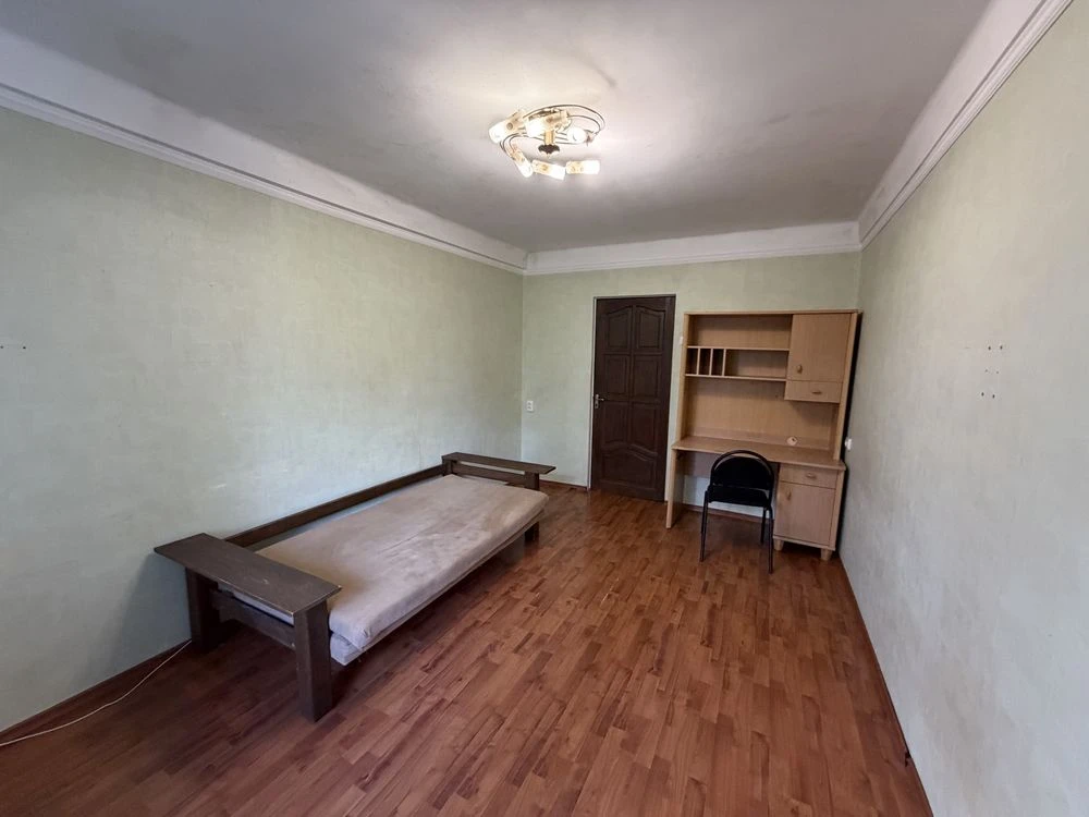 Продам 2-к квартиру в Невках (Мрії) (Туполєва) будинок 22