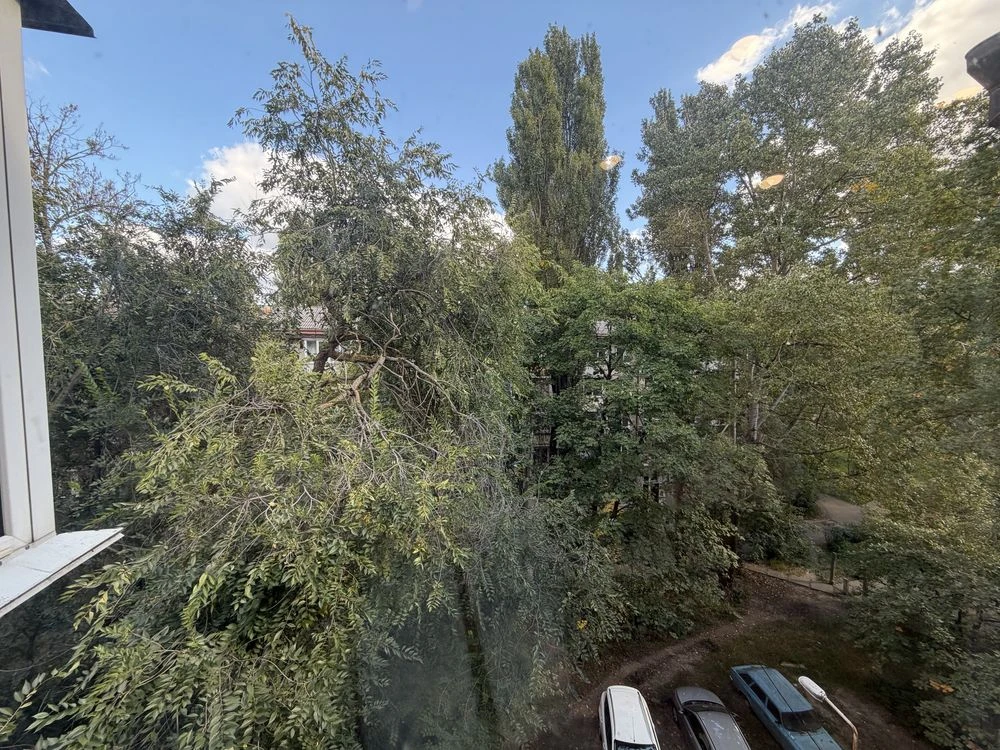 Продам 2-к квартиру в Невках (Мрії) (Туполєва) будинок 22