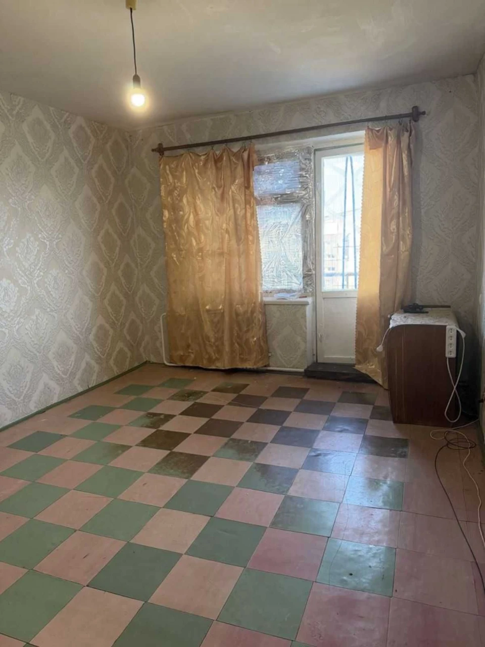 Продам 1-ком. ЧЕШКУ, Победа-6.