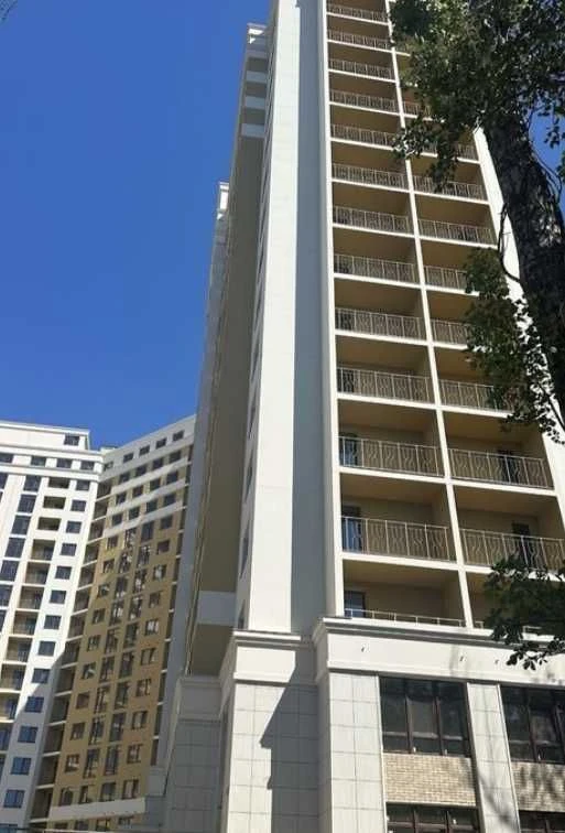 For Sale: 1-Bedroom Apartment in Odeskia Traditions