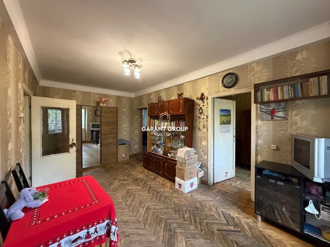 Three-bedroom apartment in Fontan