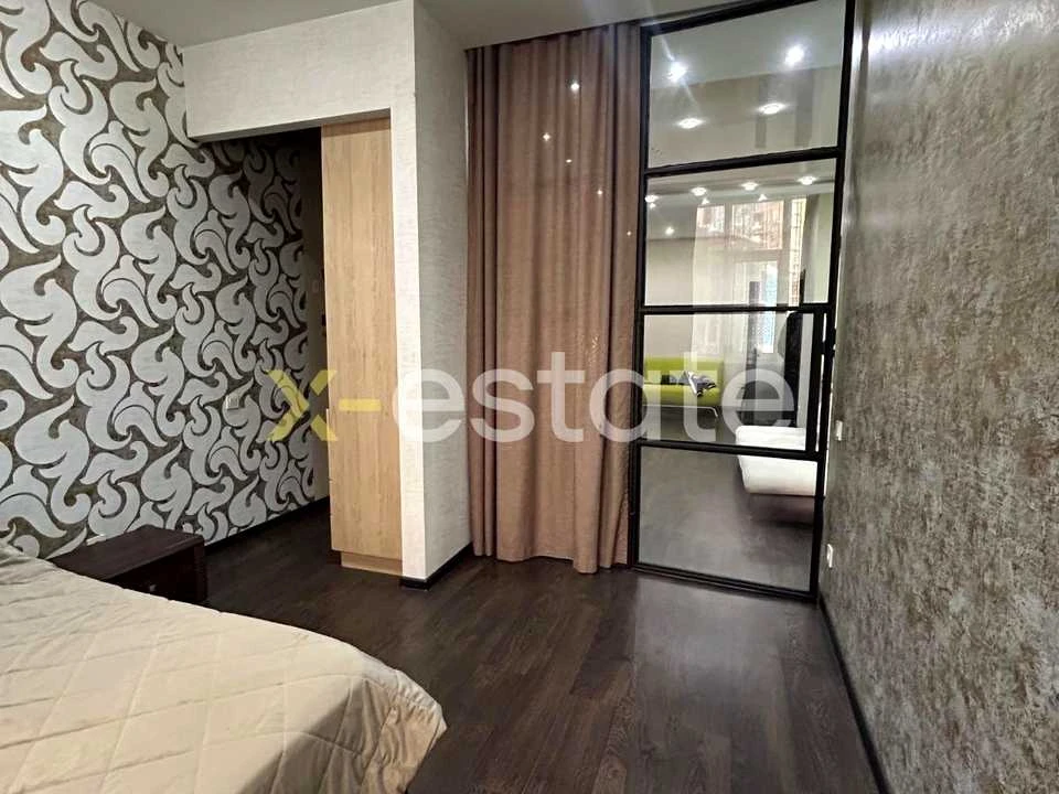 Apartment. Odesa, Arkadiyske Plato, Street