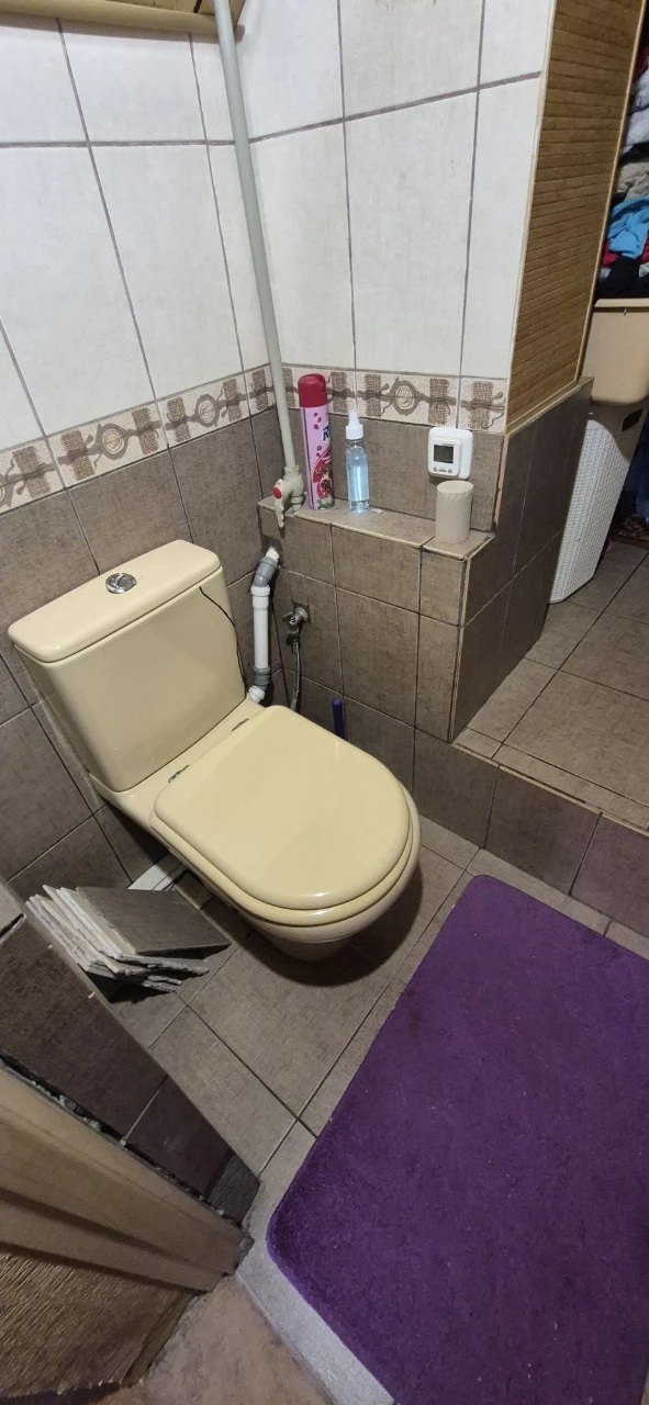 For Sale: House in Kommunarov District