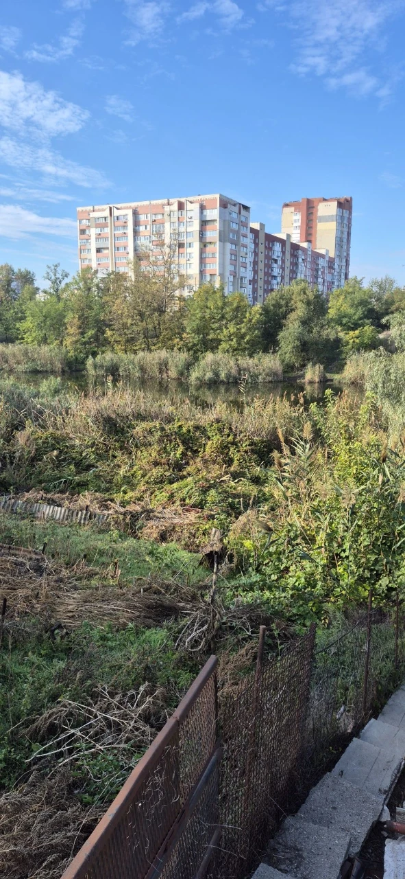 For Sale: House in Kommunarov District