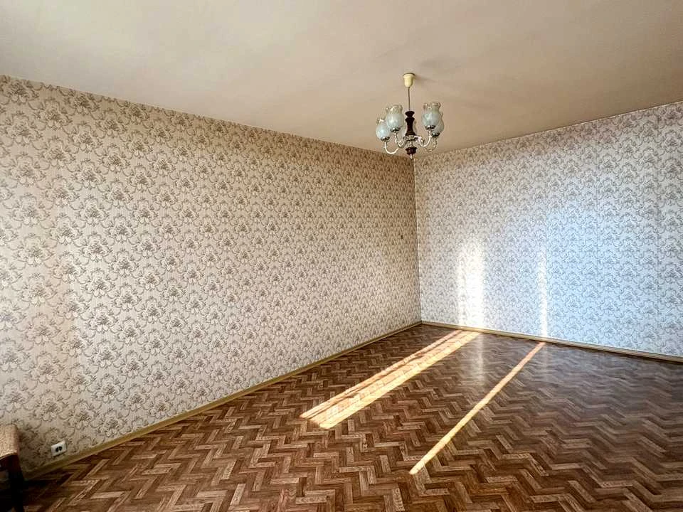 Apartment. Kastus Kalinovsky Street, Kyiv