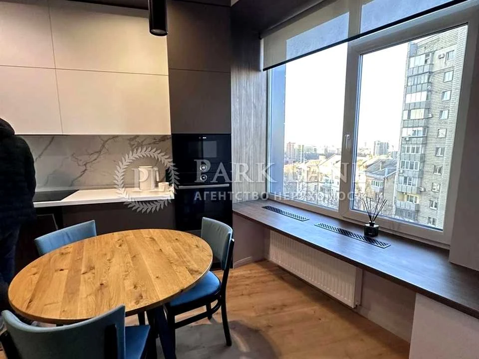 Apartment. Sichove Sitch Street, Kyiv