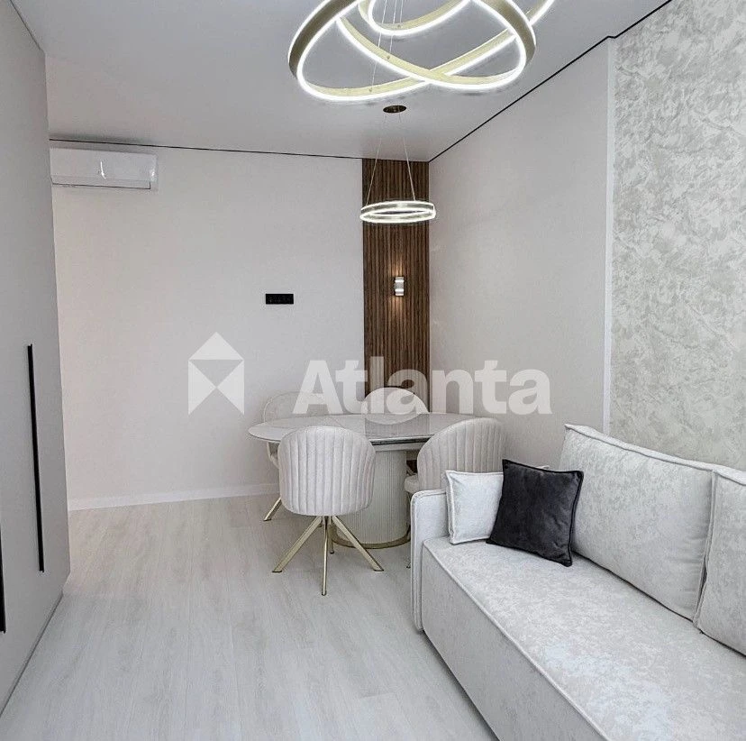 2-bedroom apartment 60 sq m in 65 Жемчужина