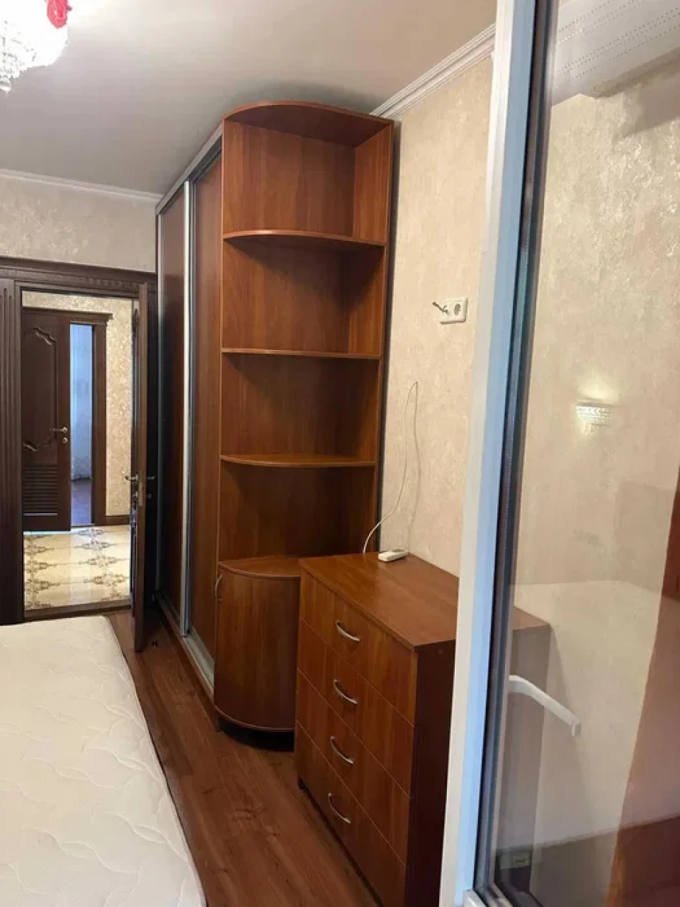 3-Bedroom Apartment, Kotovskogo Village - Neoclassic Renovation