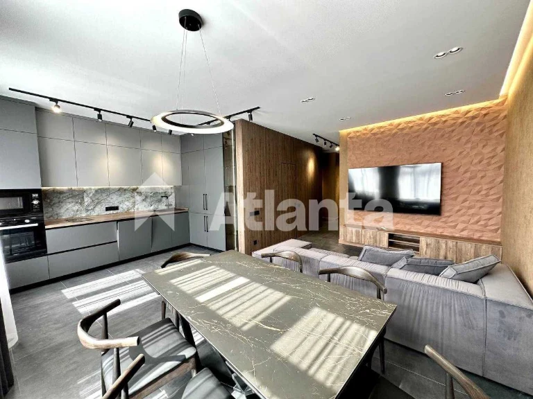 Трёхкомнатная квартира 108 м² в Аркадии, дизайнерский ремонт