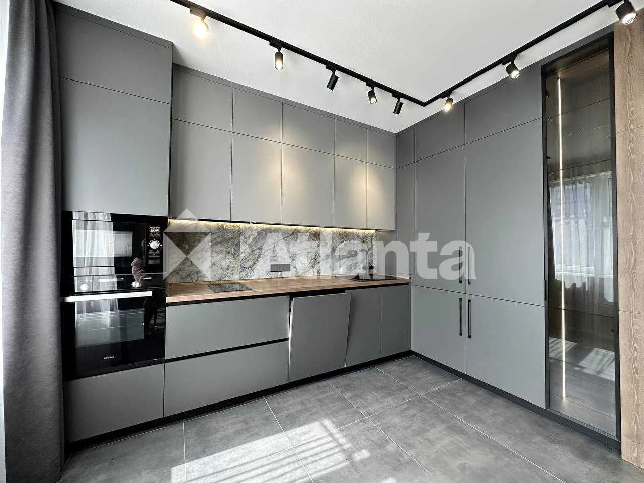 Трёхкомнатная квартира 108 м² в Аркадии, дизайнерский ремонт