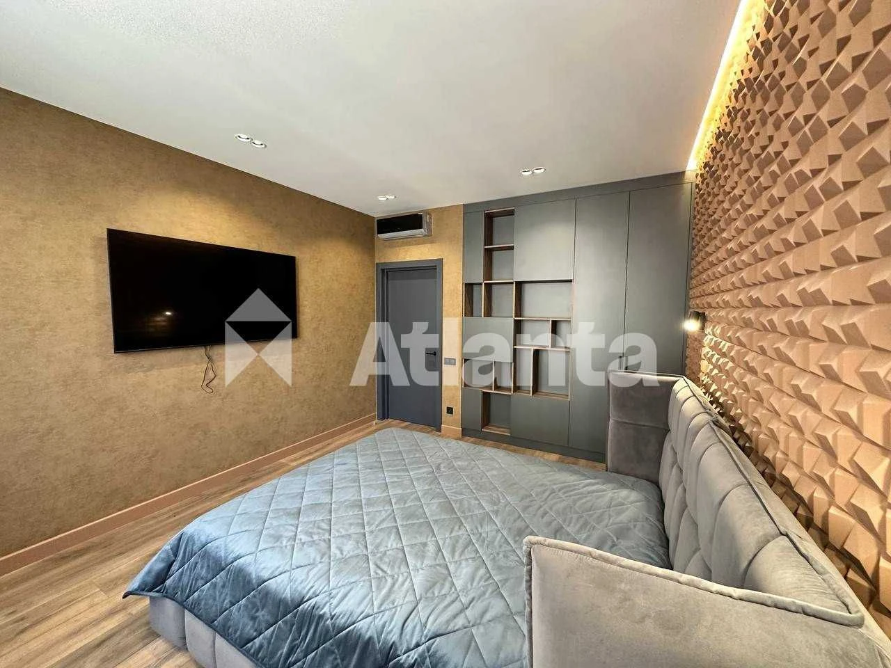 Трёхкомнатная квартира 108 м² в Аркадии, дизайнерский ремонт