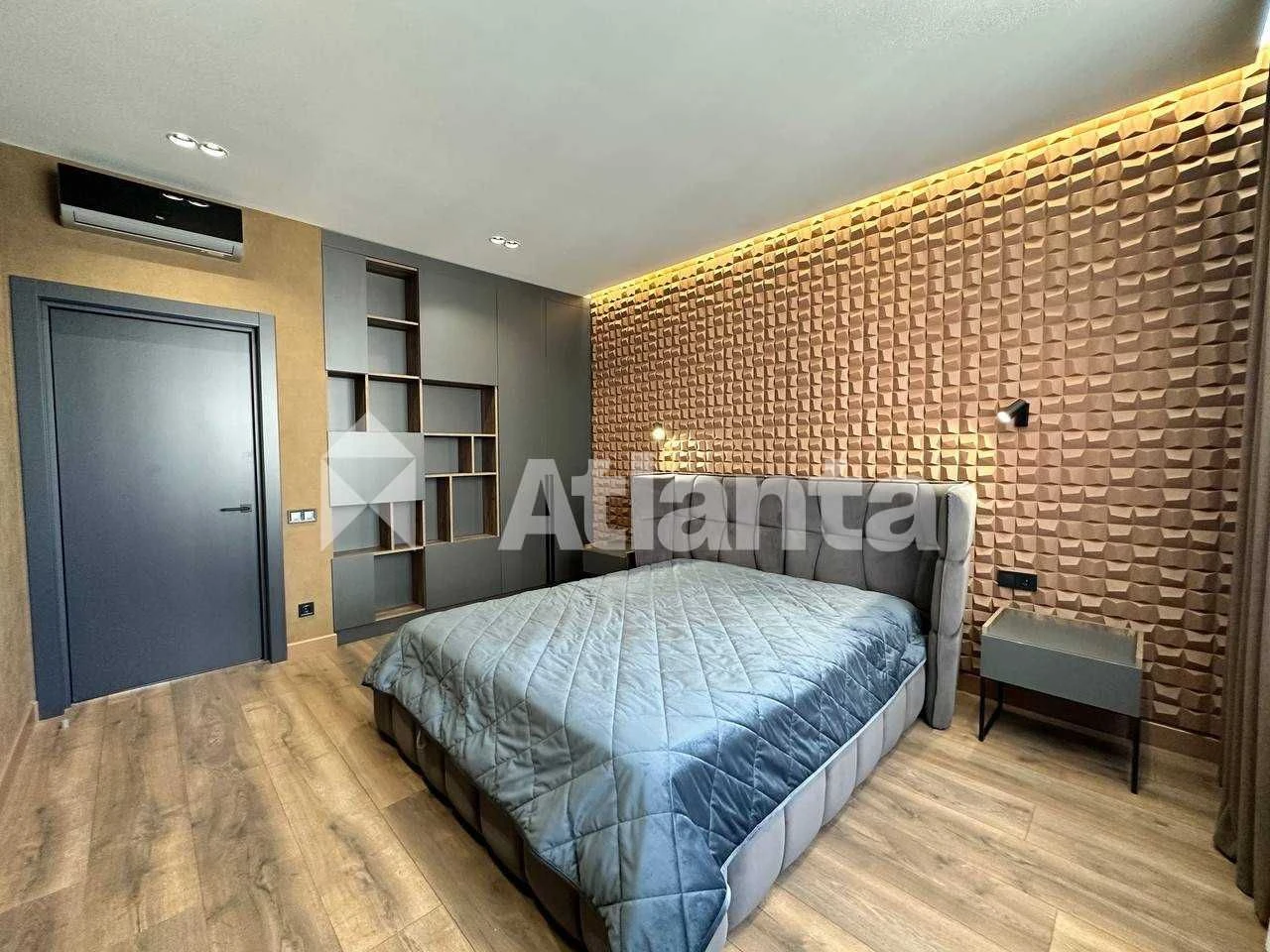 Трёхкомнатная квартира 108 м² в Аркадии, дизайнерский ремонт