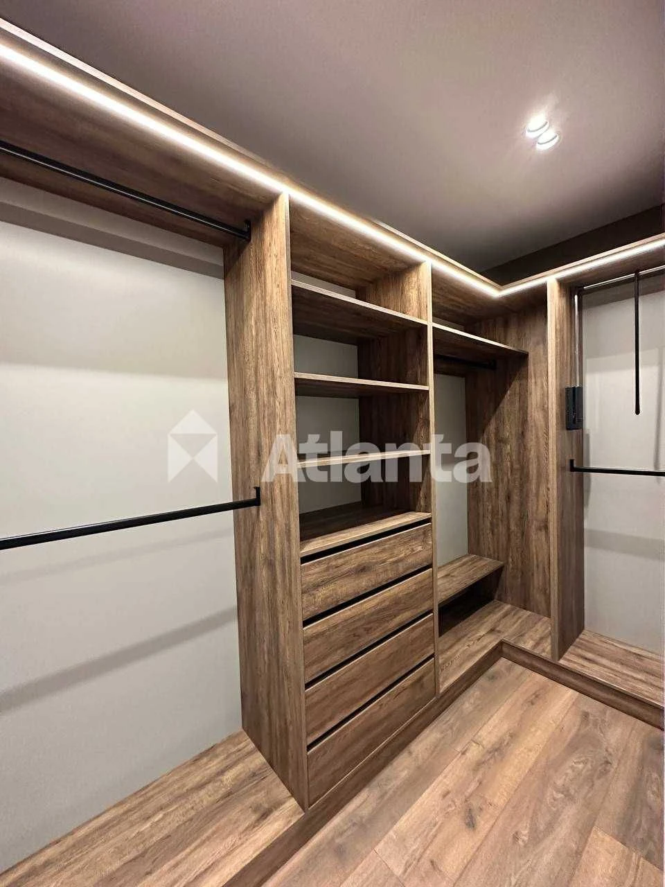 Трёхкомнатная квартира 108 м² в Аркадии, дизайнерский ремонт
