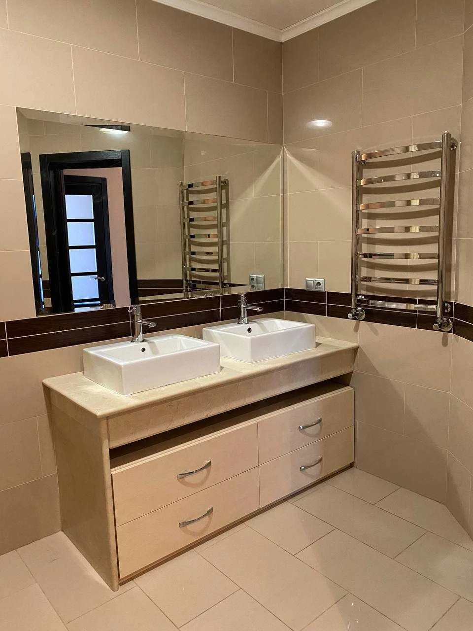 2-room apartment 116 sq.m, Stikon residential complex, Шевchenko Avenue, brick building