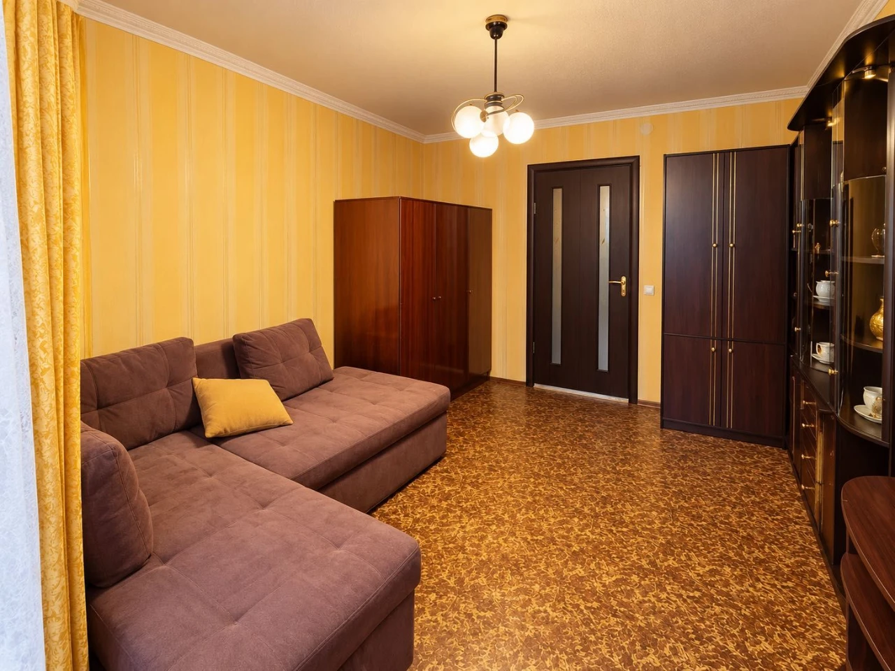 3-bedroom apartment, Poltava Center, Pushkina 43