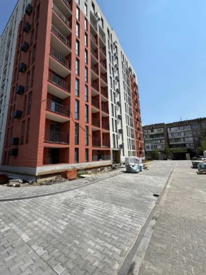 Sale of a spacious one-and-a-half-room apartment