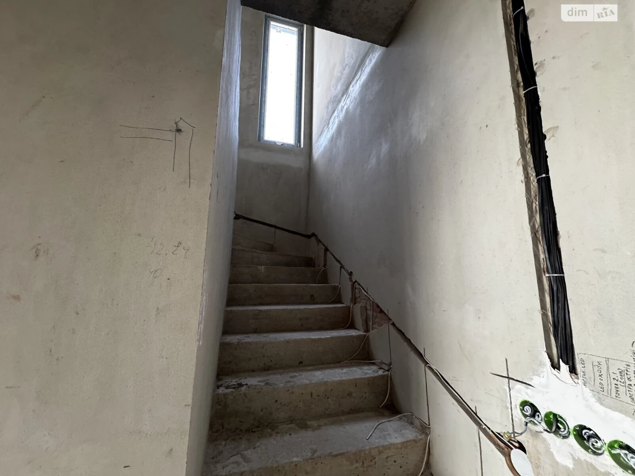 For Sale Duplex, Gazovik