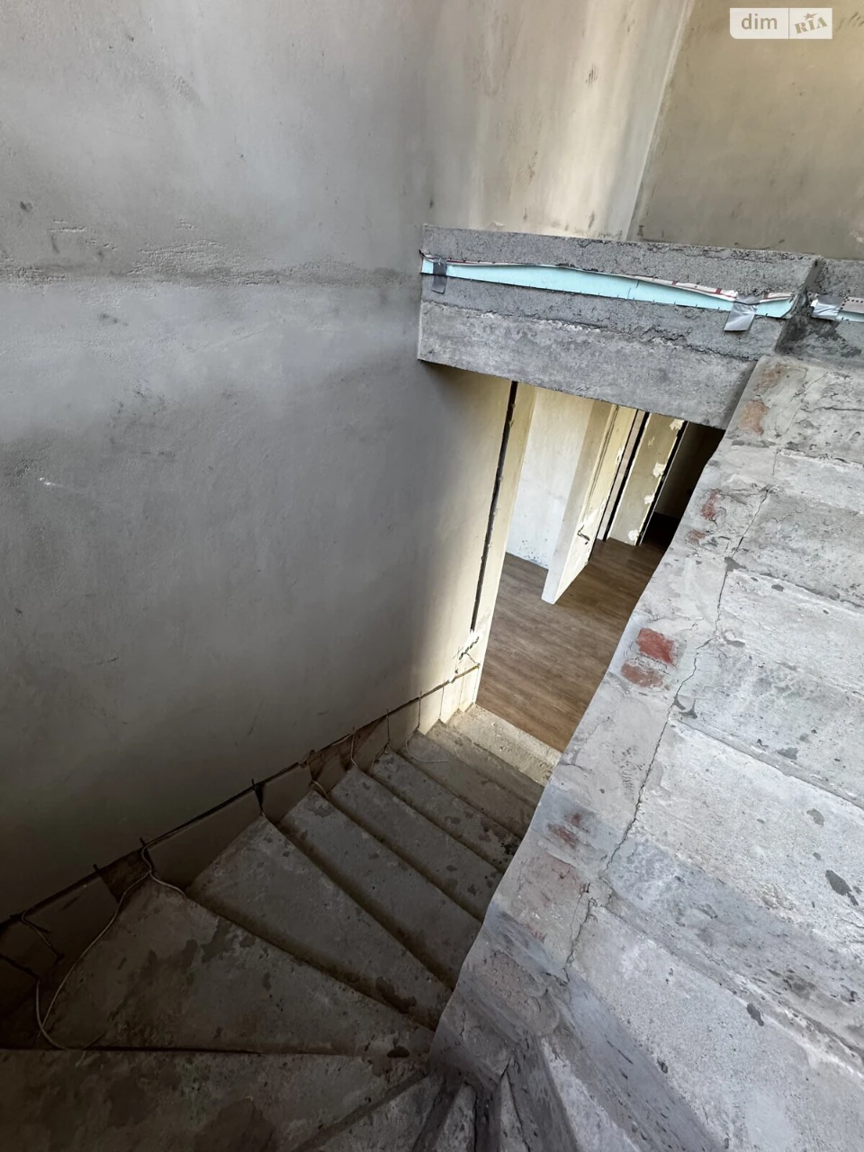 For Sale Duplex, Gazovik