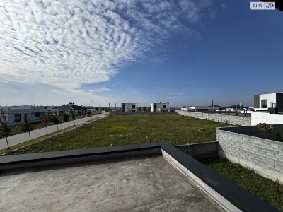 For Sale Duplex, Gazovik