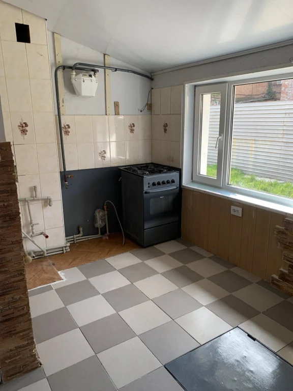 Spacious Apartment on Dvorcovaya / Shulginaya Street